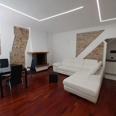 Garda Ibiscus Di Francia Apartamento *